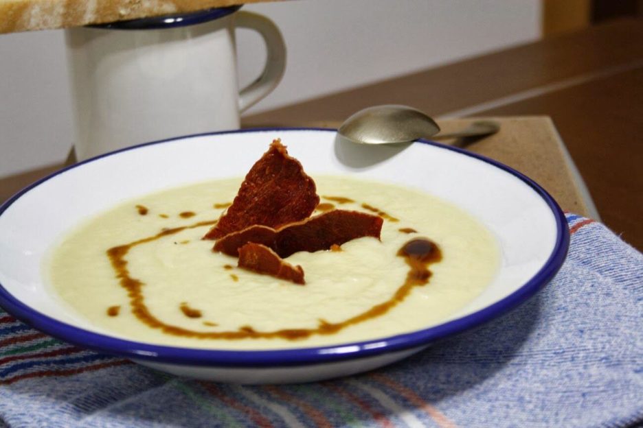 Mari Cocinillas - Crema de Coliflor, puerro y manzana (Crème du Barry)