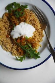 Mari Cocinillas - Quinoa con curry de calabaza