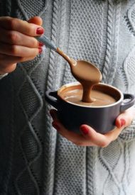 Mari Cocinillas - Crema pastelera de chocolate fácil y rápida, especial para rellenos y postres