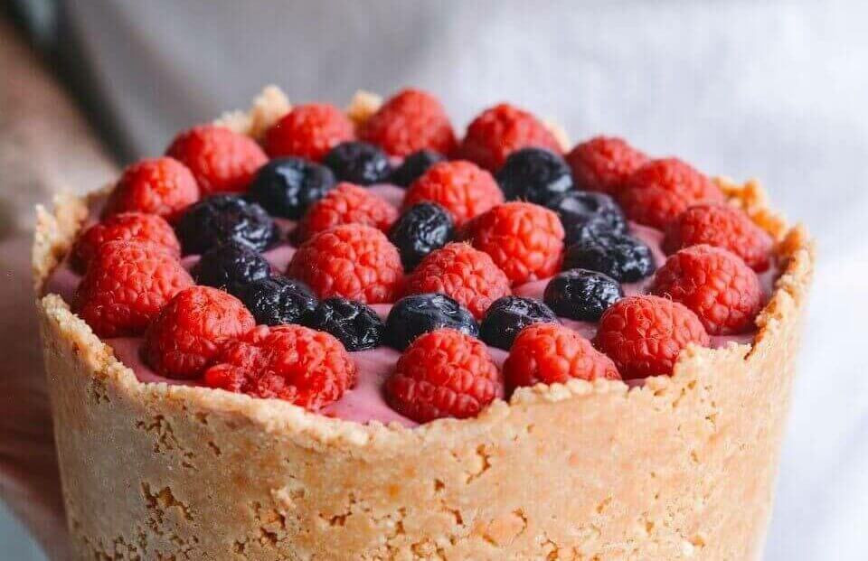 Tarta De Queso Y Frutos Rojos. ¡Súper Cremosa! - Mari Cocinillas