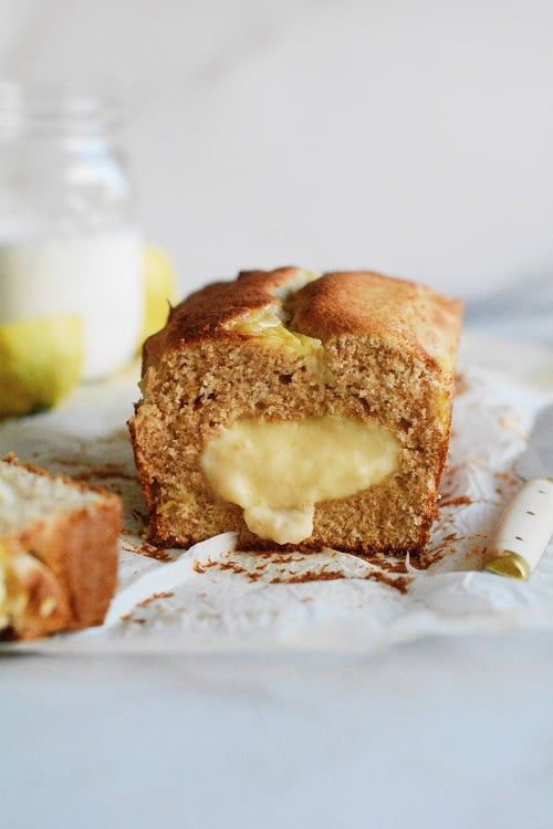 Bizcocho de limón relleno de crema pastelera Las María Cocinillas